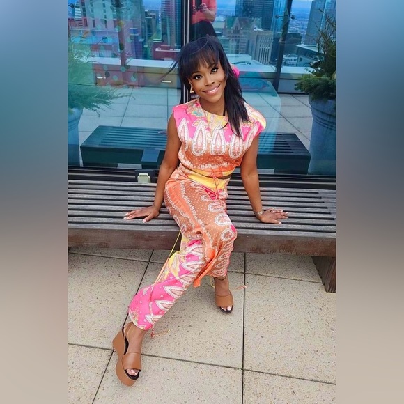 Elan pink Bali print top - Picture 4 of 10